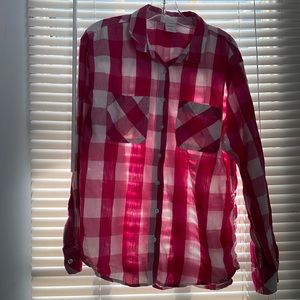 Women pink plaid button up long sleeve